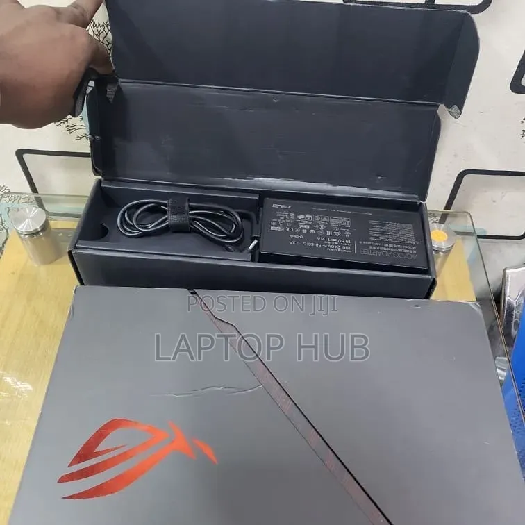 Laptop Asus ROG Zephyrus S GX701 16GB Intel Core i7 SSD 512GB