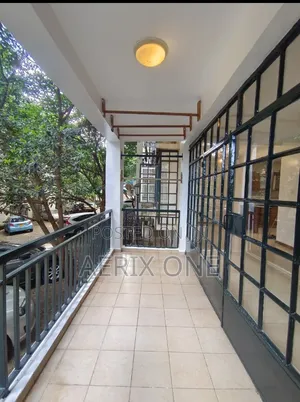 3bdrm Block of Flats in Jacaranda Gardens, Kahawa West for rent