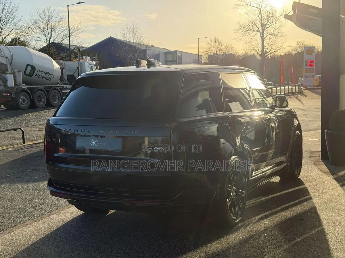 Land Rover Range Rover Autobiography SWB 2023 Black