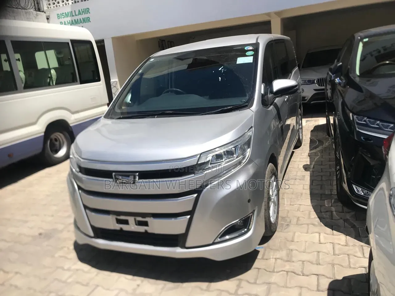 Toyota Noah 2020 Gray