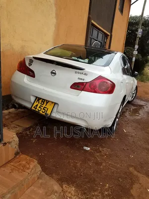 Nissan Skyline 2007 White