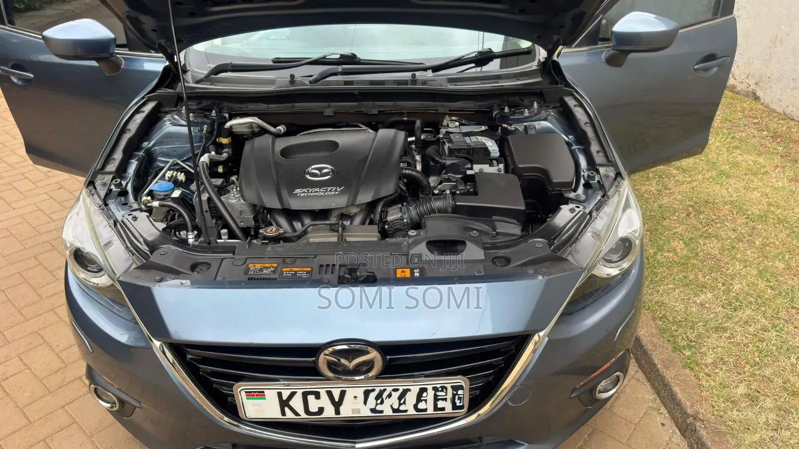 Mazda Axela 2015 Blue