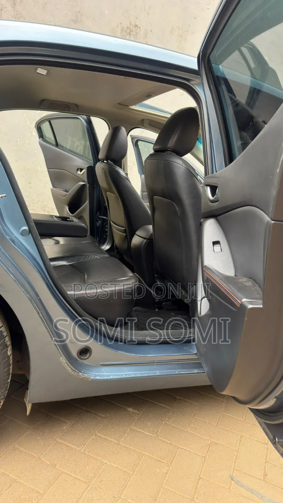 Mazda Axela 2015 Blue