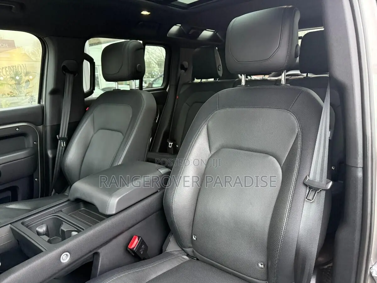 Land Rover Defender X-Dynamic SE 2023 Gray