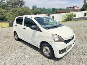 Daihatsu Mira 2017 White