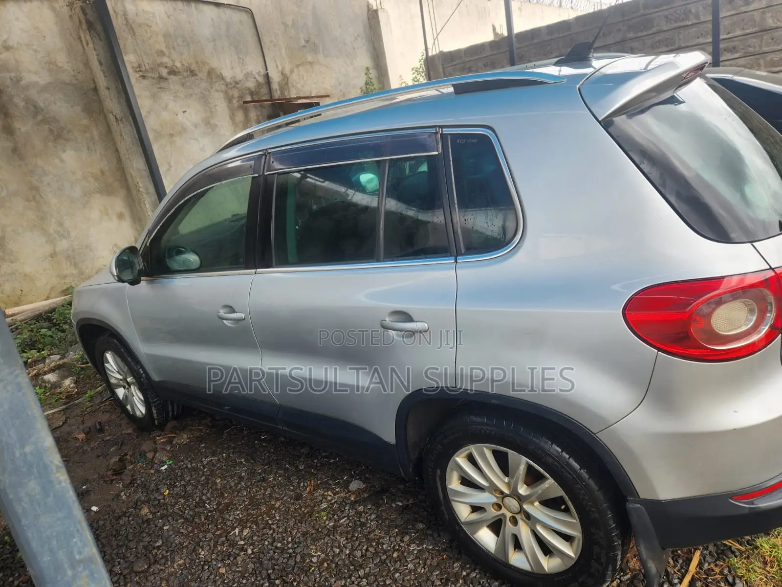 Volkswagen Tiguan 2009 Silver