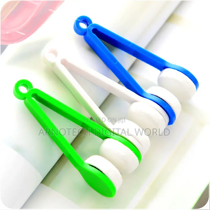 Microfiber Spectacles Cleaner Soft Brush Eyeglass Cleaning Clip