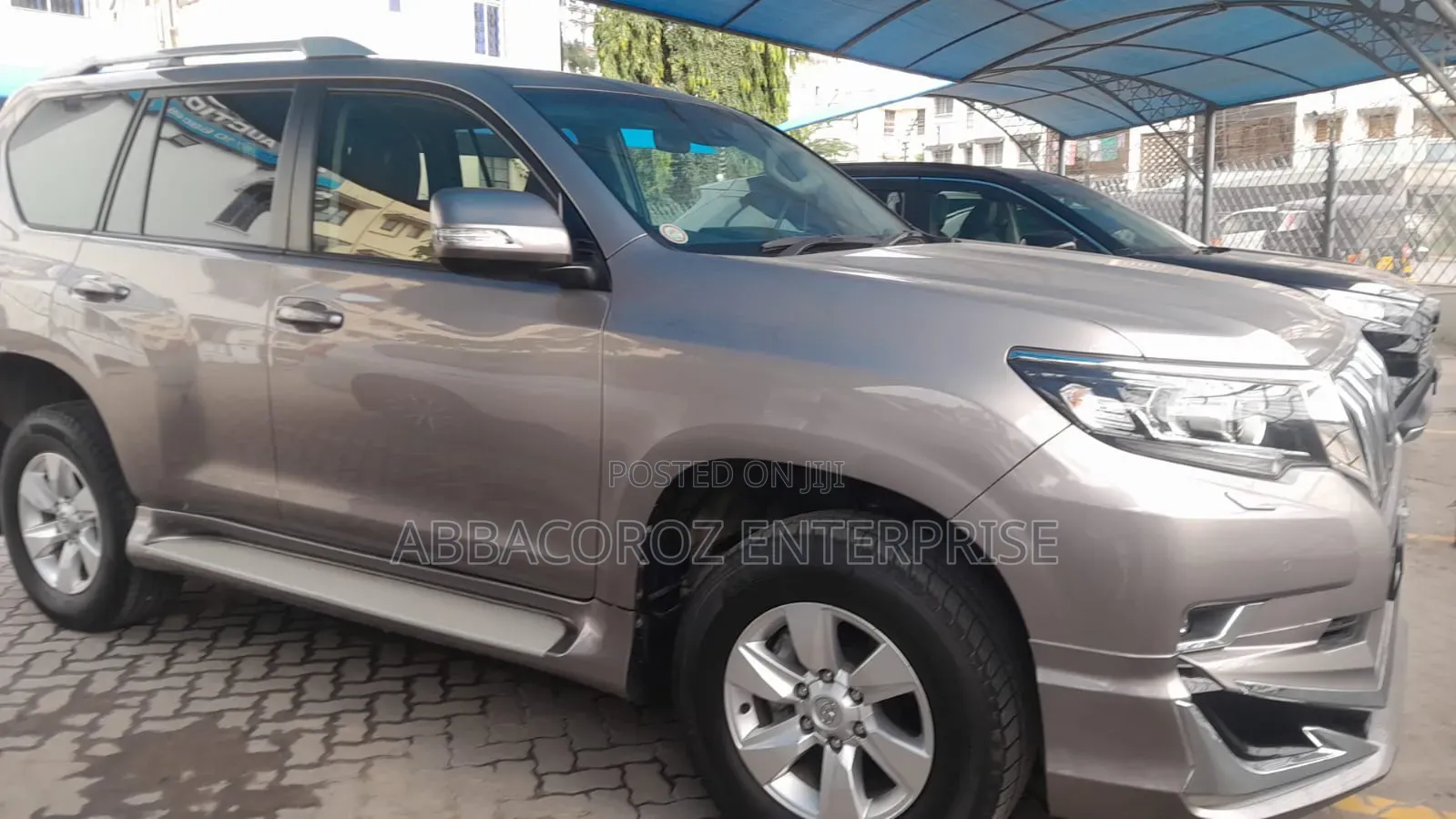 Toyota Land Cruiser Prado 2018 Gold