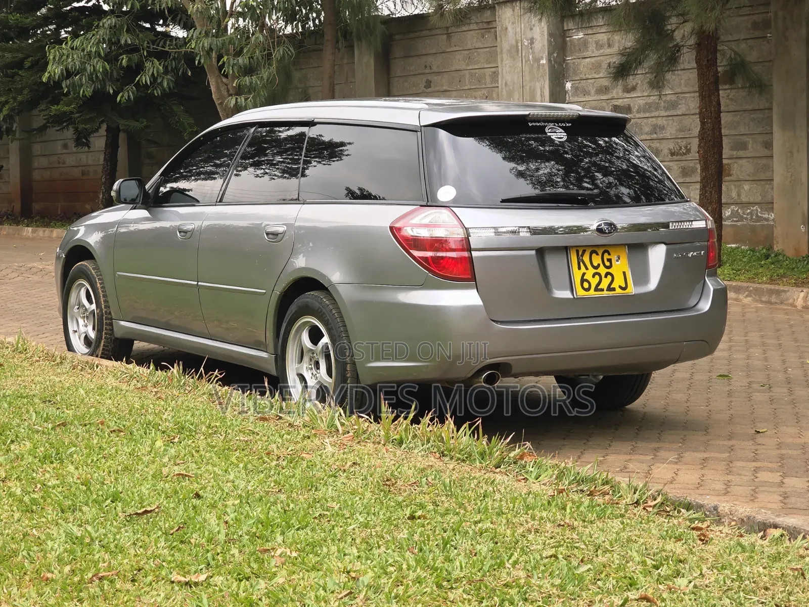 Subaru Legacy 2009 Silver
