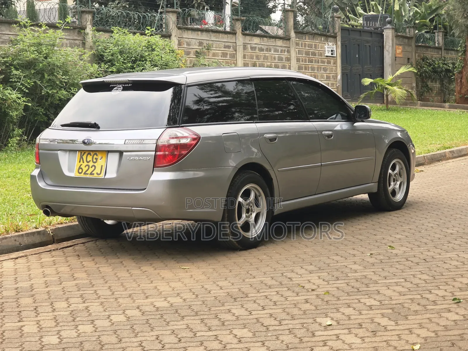 Subaru Legacy 2009 Silver