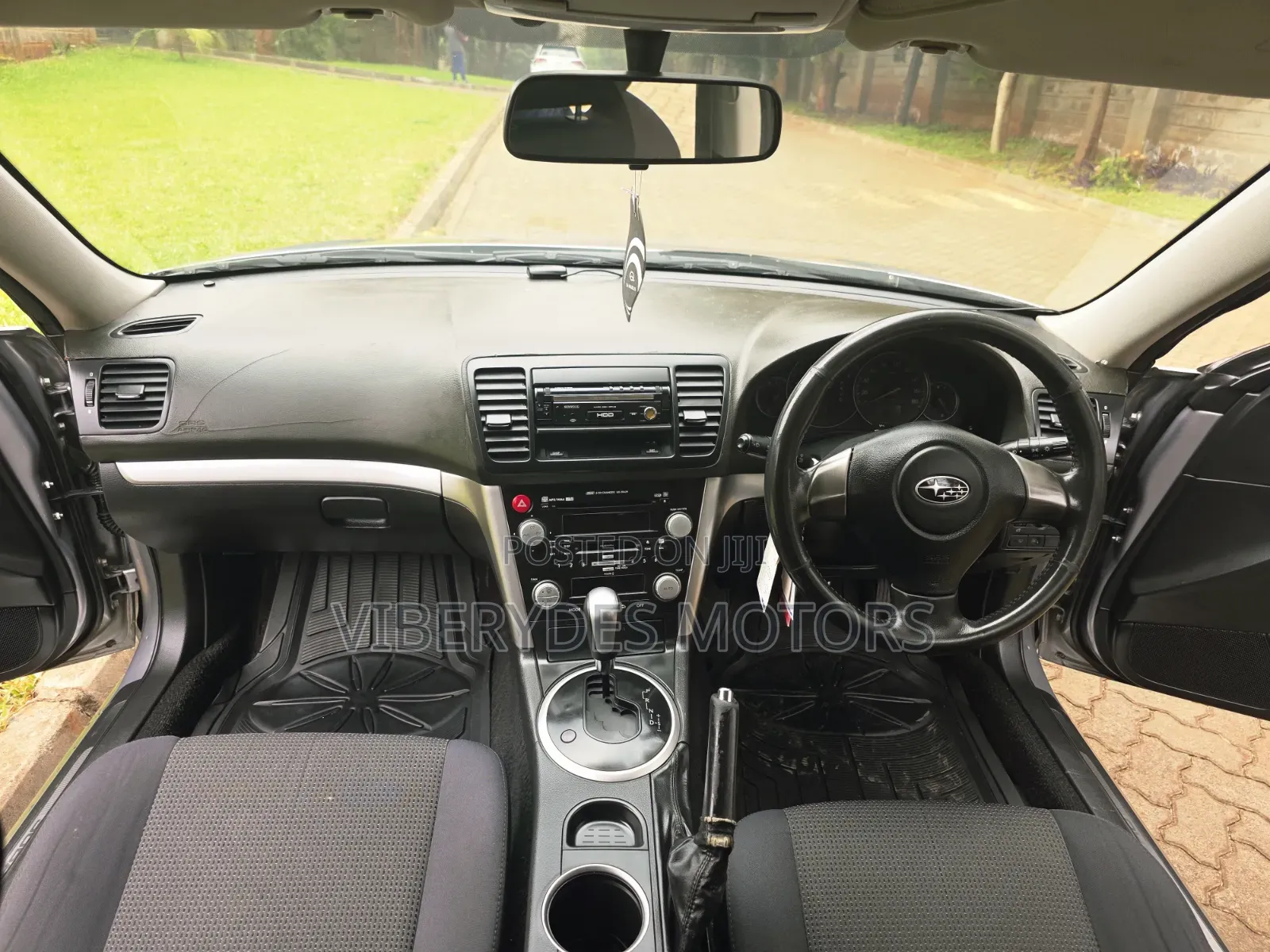 Subaru Legacy 2009 Silver