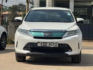 Toyota Harrier 2017 White