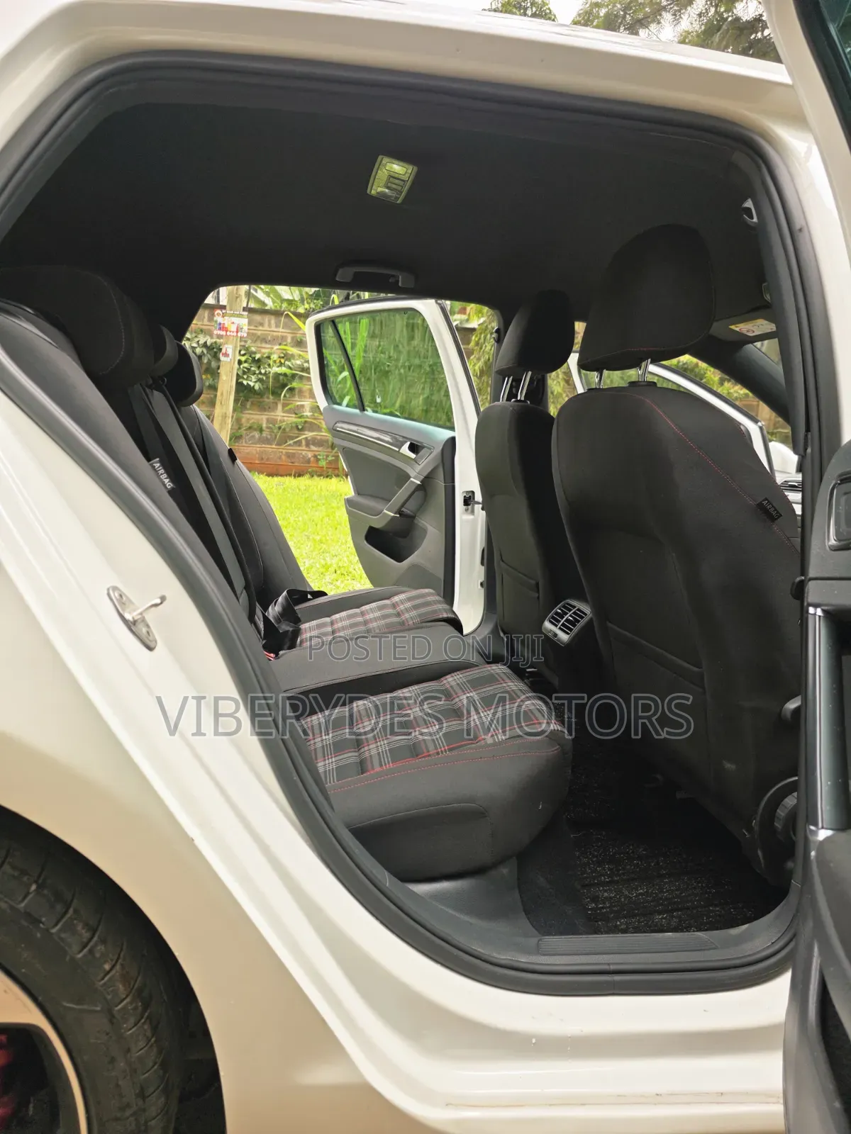 Volkswagen Golf GTI 2015 White