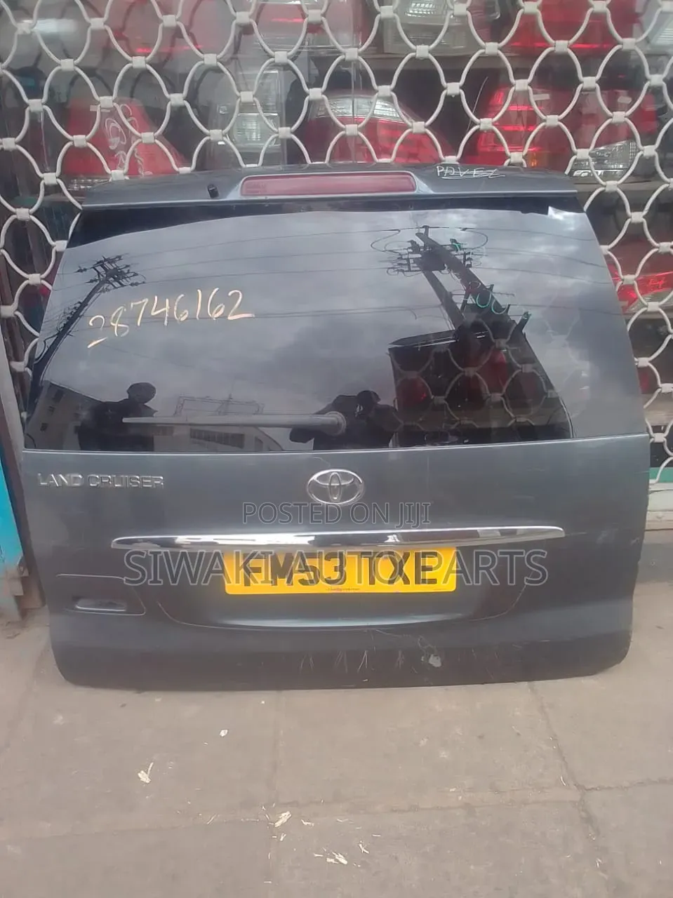 Prado 120 Tailgate
