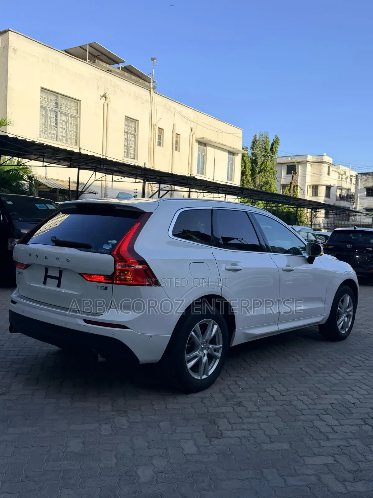Volvo XC60 2019 White
