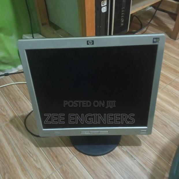 TFT 19 Inch Screen