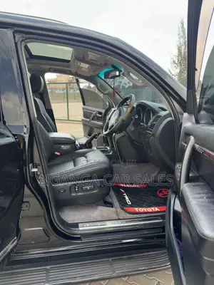 Toyota Land Cruiser 4.6 V8 ZX 2011 Black
