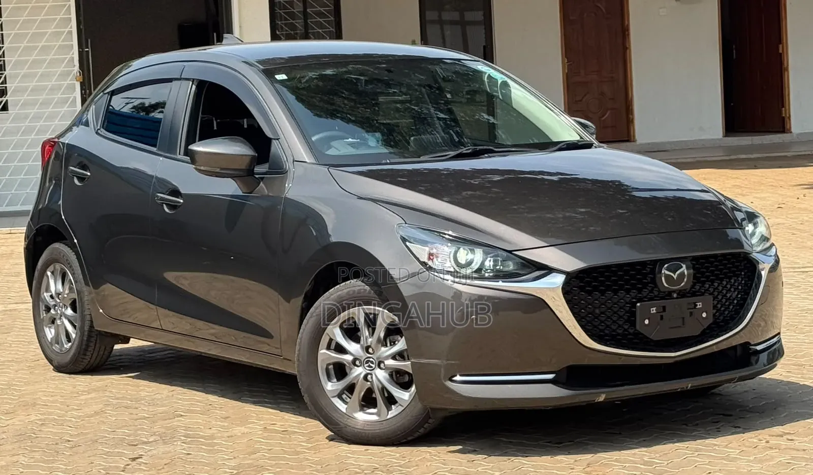 Mazda 2 2019 Brown