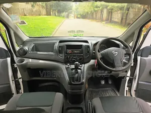 Nissan NV200 2010 White