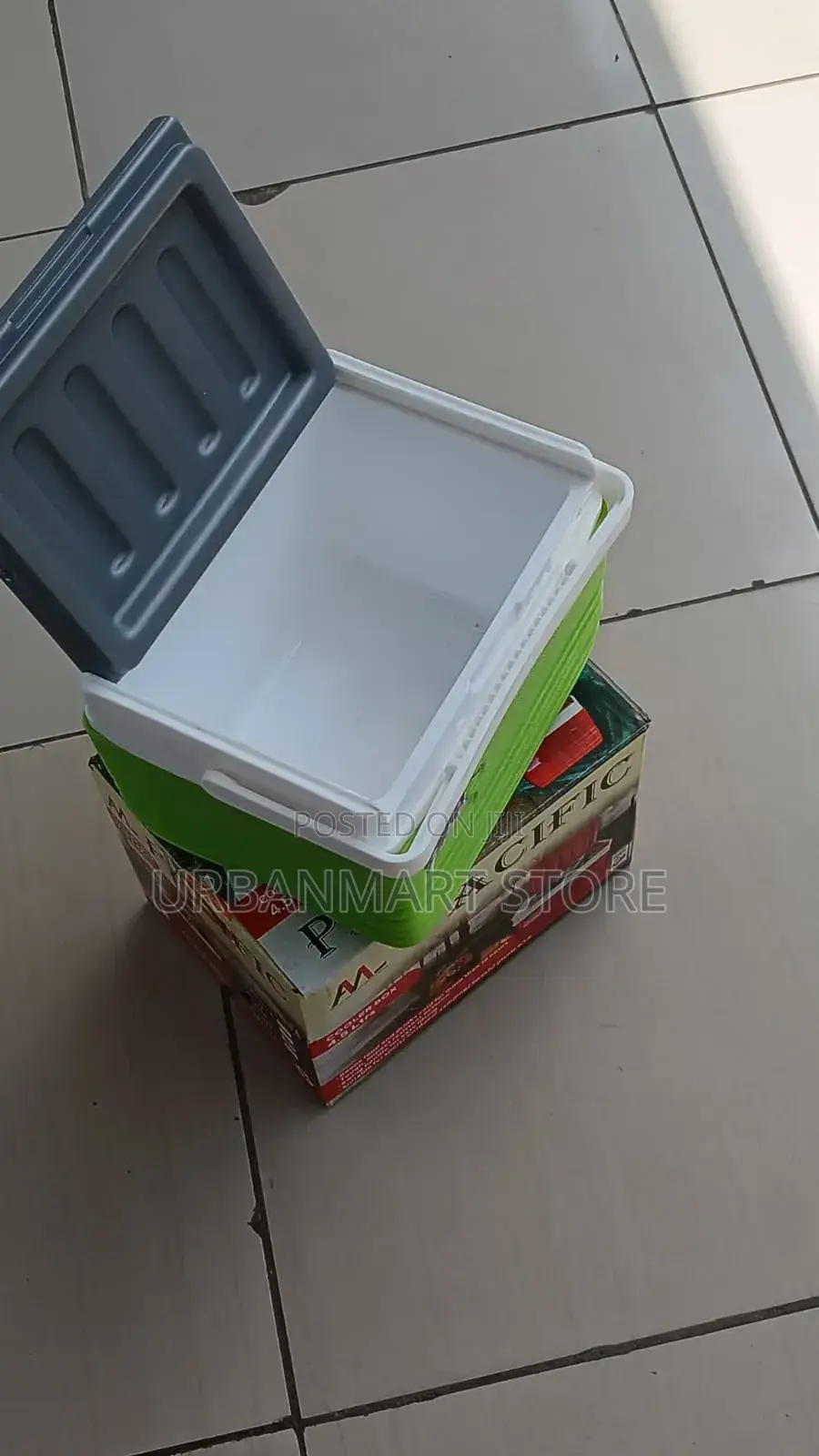 Pacific 4.5l Insulated Cooler Box With Carry Handle