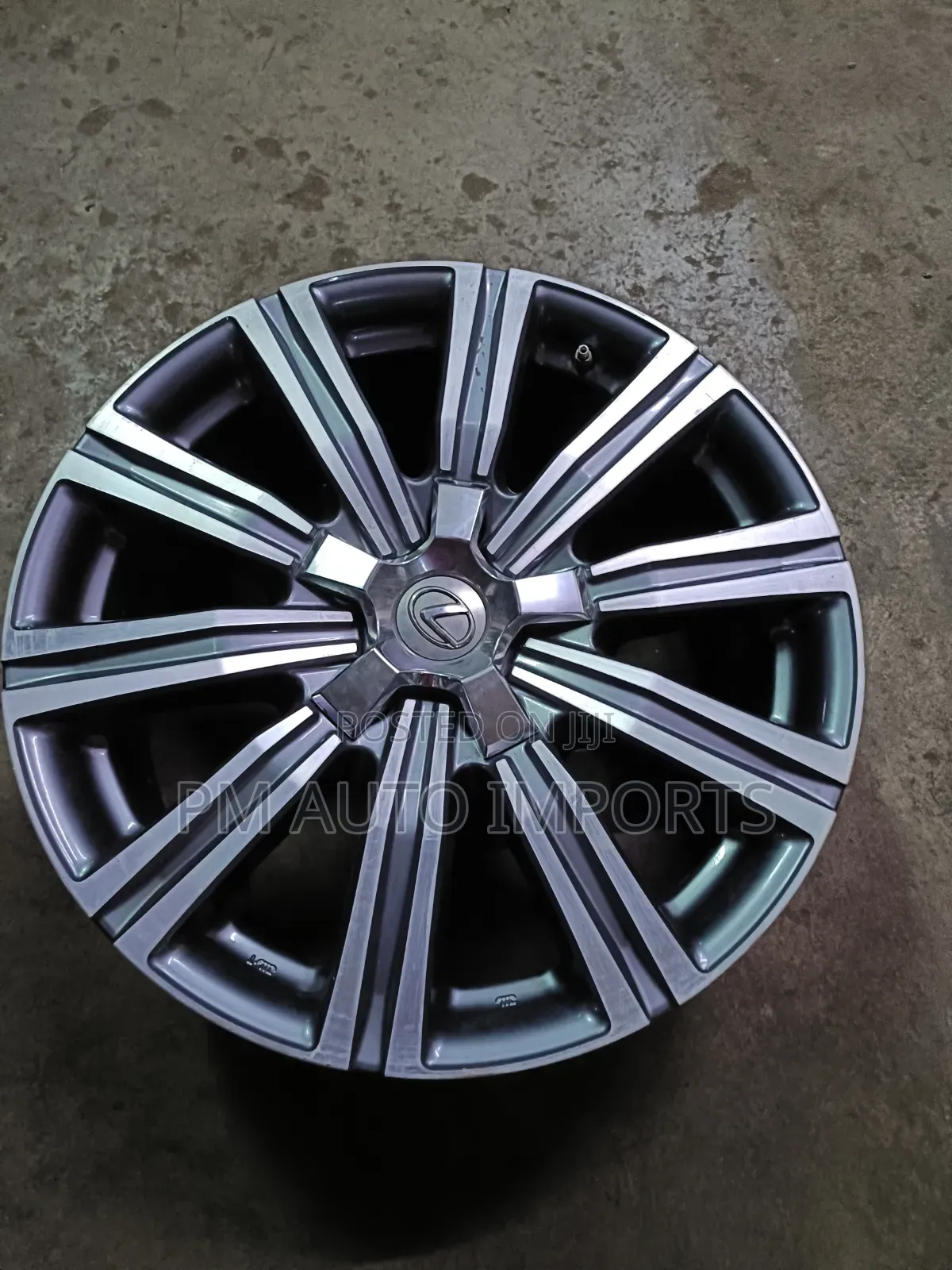 V8 Lexus 300 Series Size 21