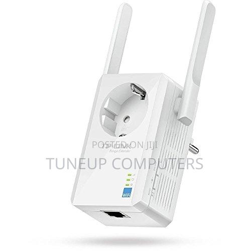 Tp-Link 300mbps Wi-Fi Range Extender With Ac Passthrough