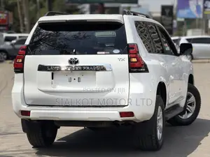 Toyota Land Cruiser Prado 2.7 2019 White