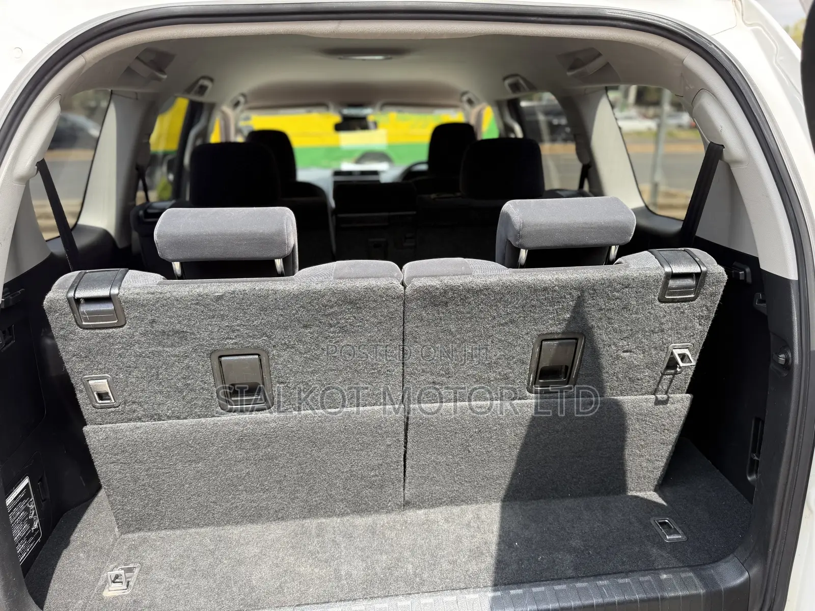 Toyota Land Cruiser Prado 2.7 2019 White