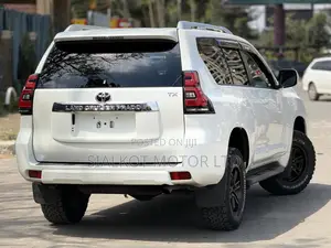 Toyota Land Cruiser Prado 2.7 2019 White