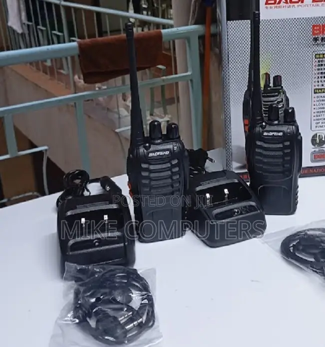 Baofeng Bf-888s Two-Way Radio With Vox and Led Flashlight