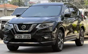 Nissan X-Trail 2.0 Petrol AWD 2018 Green