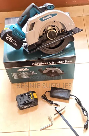 Makita Cordless Circular Saw
