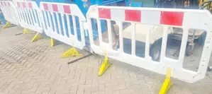 Versatile Construction Barrier For Pedestrian Safety.