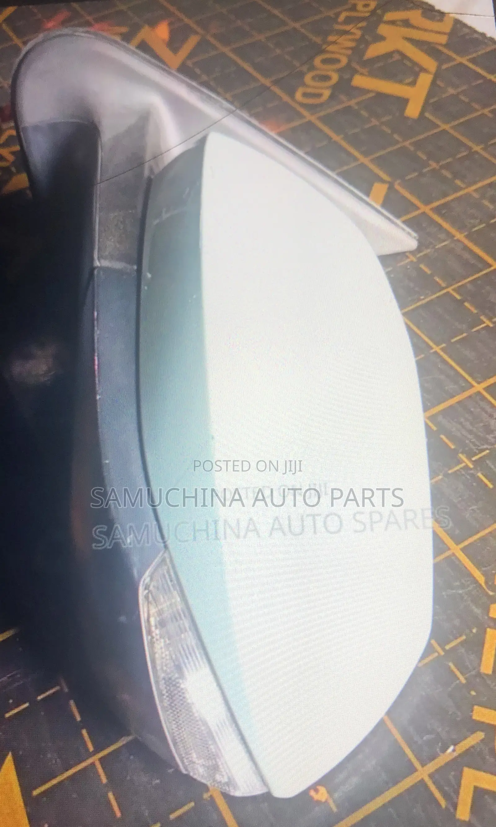 Side Mirror Toyota Porte / Spade With Indicator