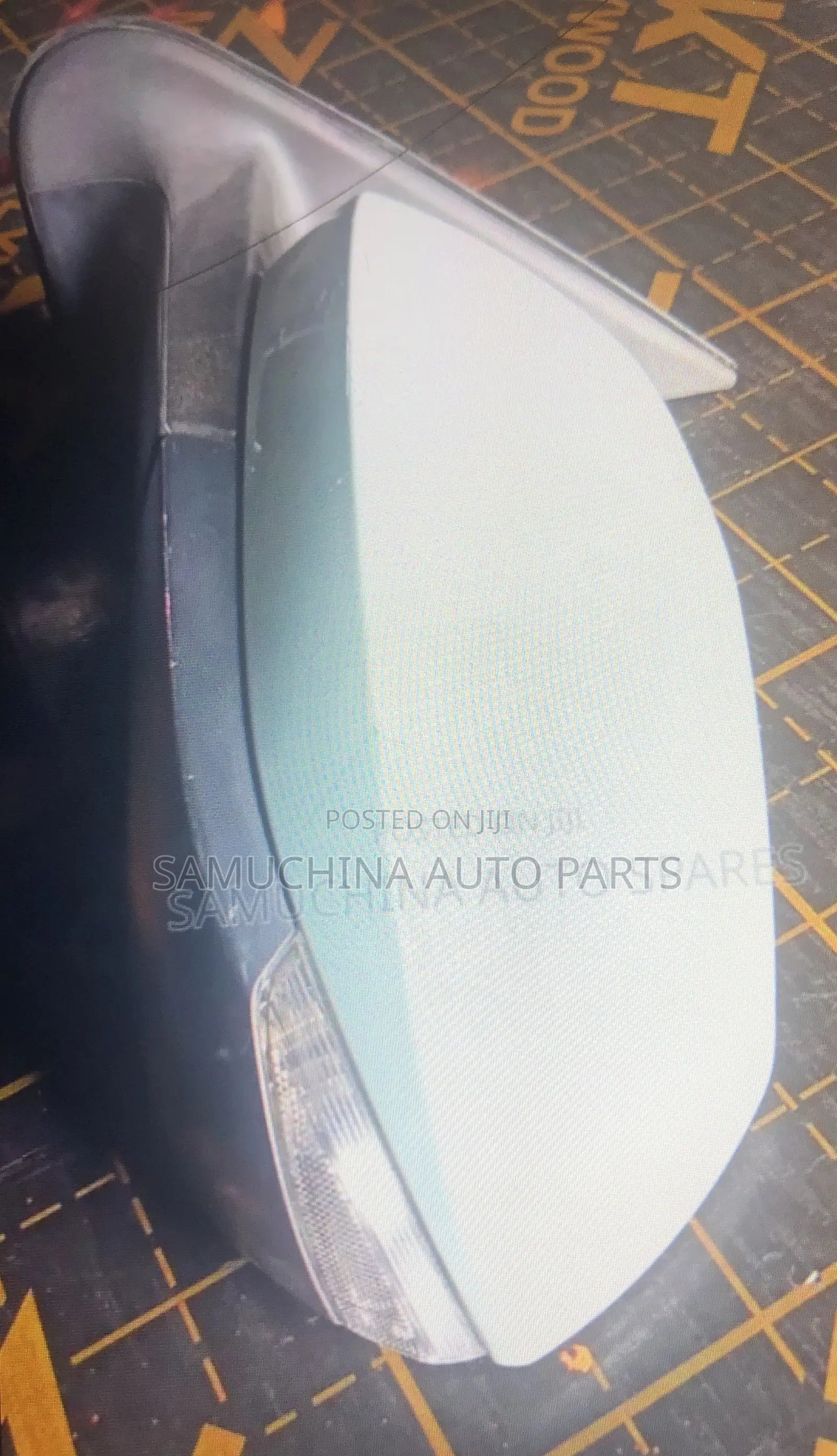 Side Mirror Toyota Porte / Spade With Indicator