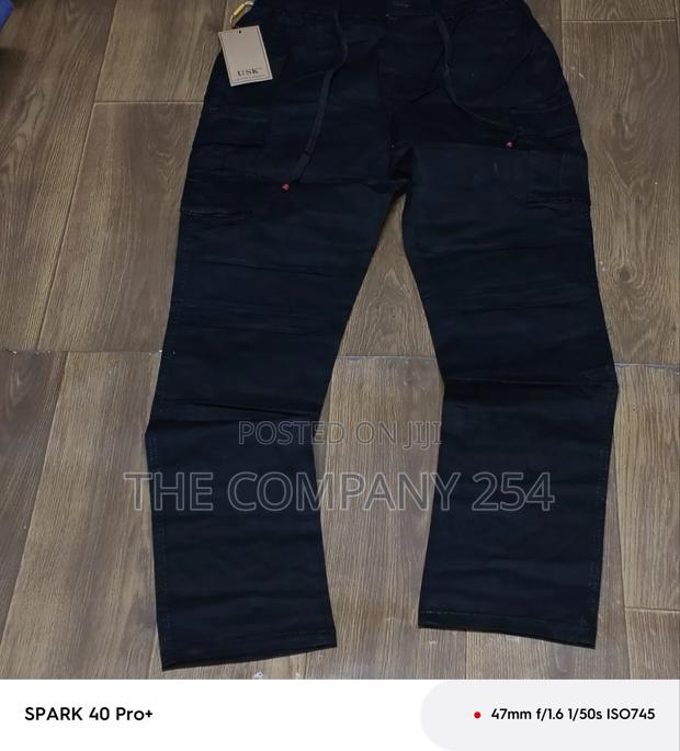 Quality Casual Designer Plain Double Side Pocket Straight Cargo Pants - thumbnail 4