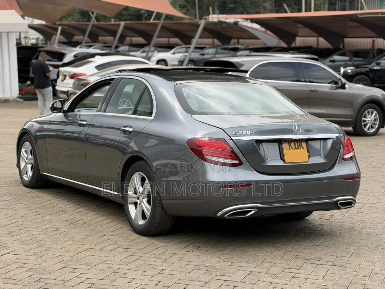 Mercedes-Benz E220 2016 Gray