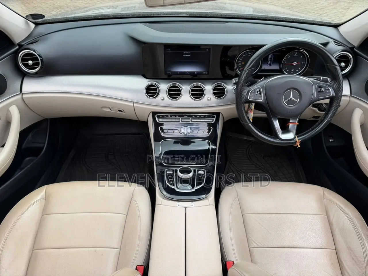 Mercedes-Benz E220 2016 Gray