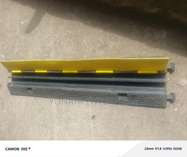 Premium Quality Cable Protector 2 Channels - thumbnail 2