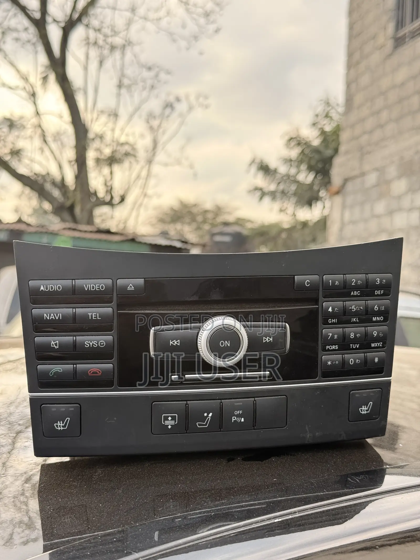 Radio - Mercedes Benz E Class