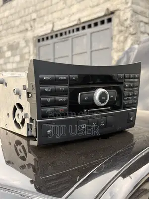 Radio - Mercedes Benz E Class