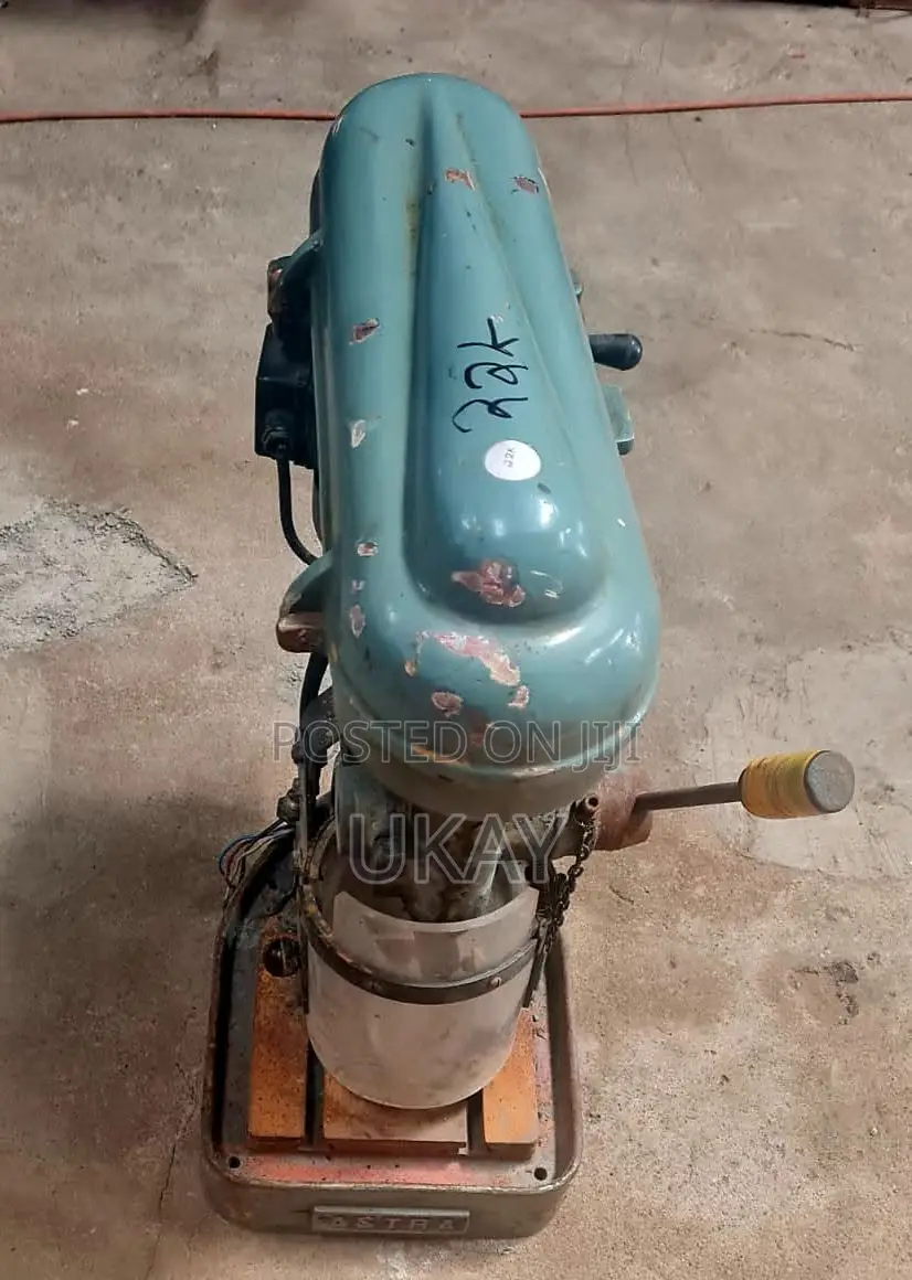 Bench Pillar Drill Green Cast-iron Top Cover.
