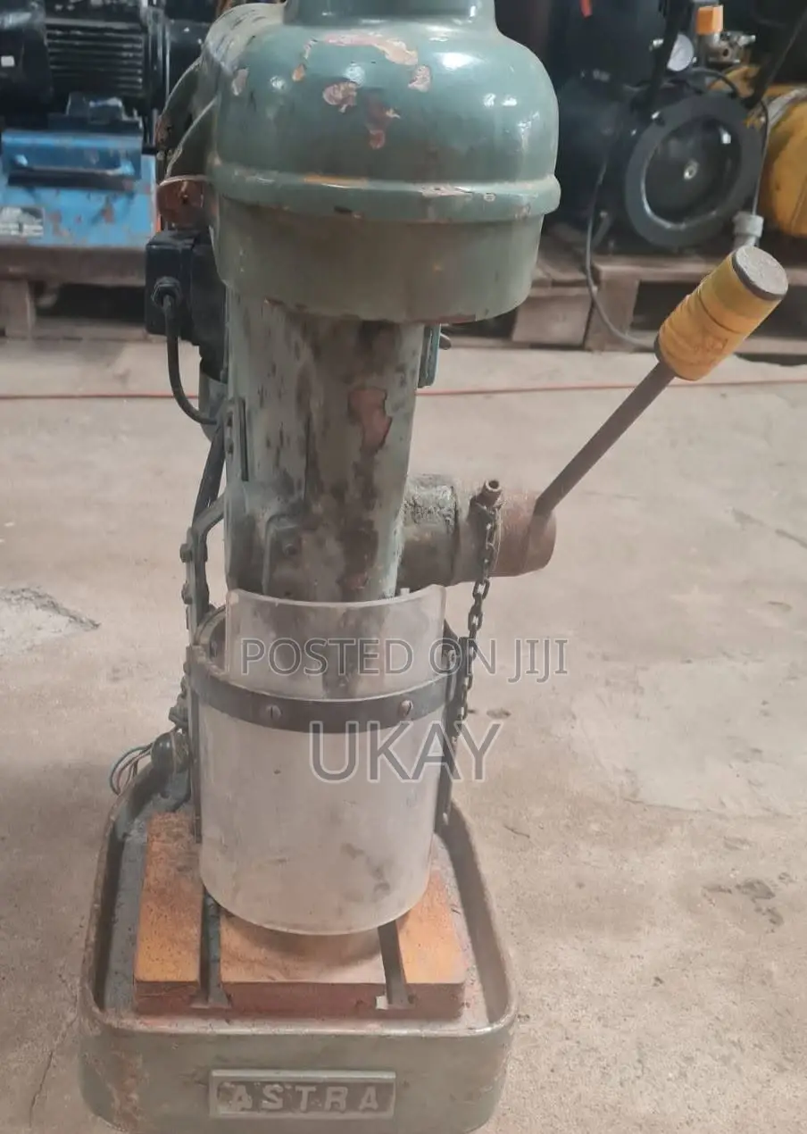 Bench Pillar Drill Green Cast-iron Top Cover.