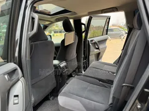 Toyota Land Cruiser Prado 2.8 2020 Black