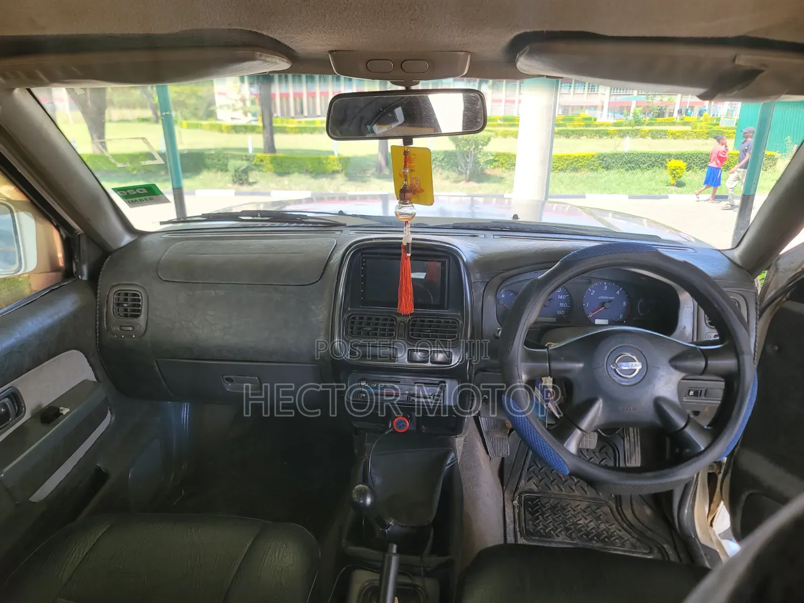 Nissan NP300 2008 White