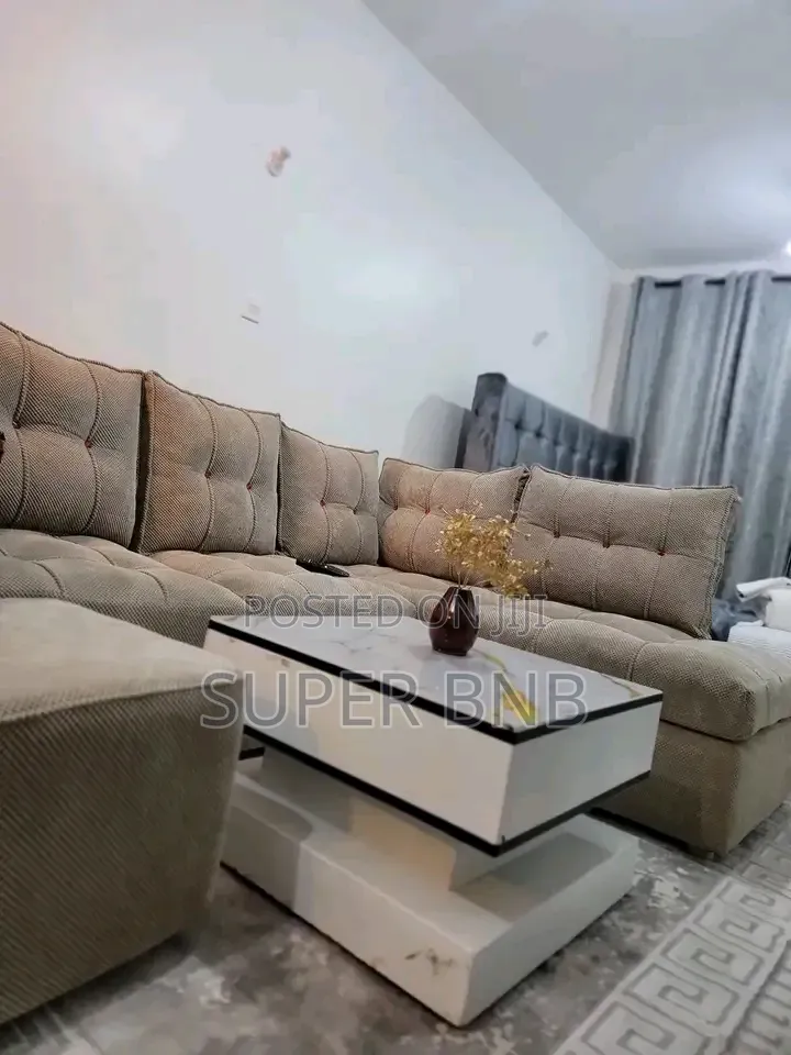 Airbnb Roysambu.Thika Road
Lumumba Drive, Mirema Drive.1 BDRM Studi