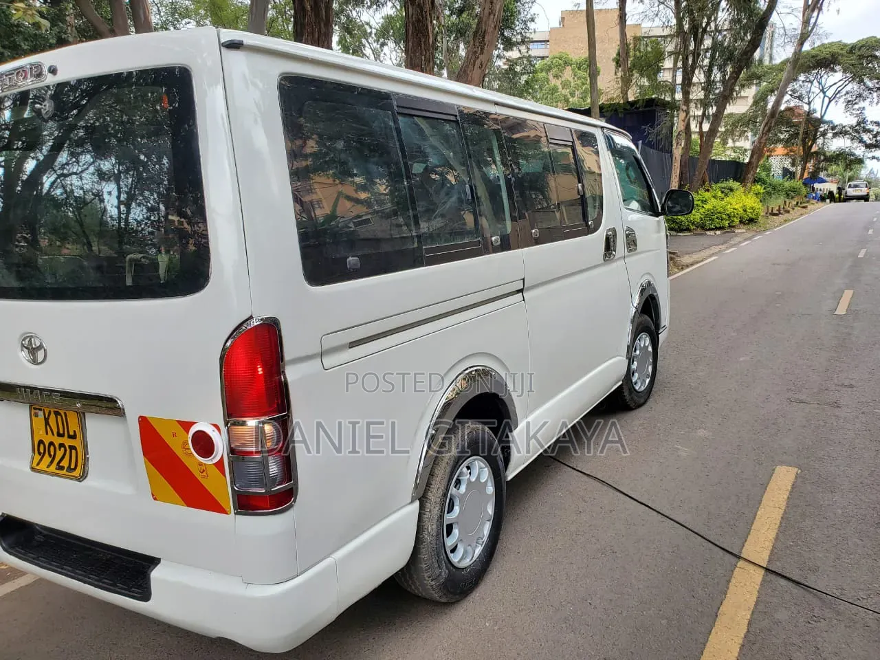 Toyota HiAce 2016 White