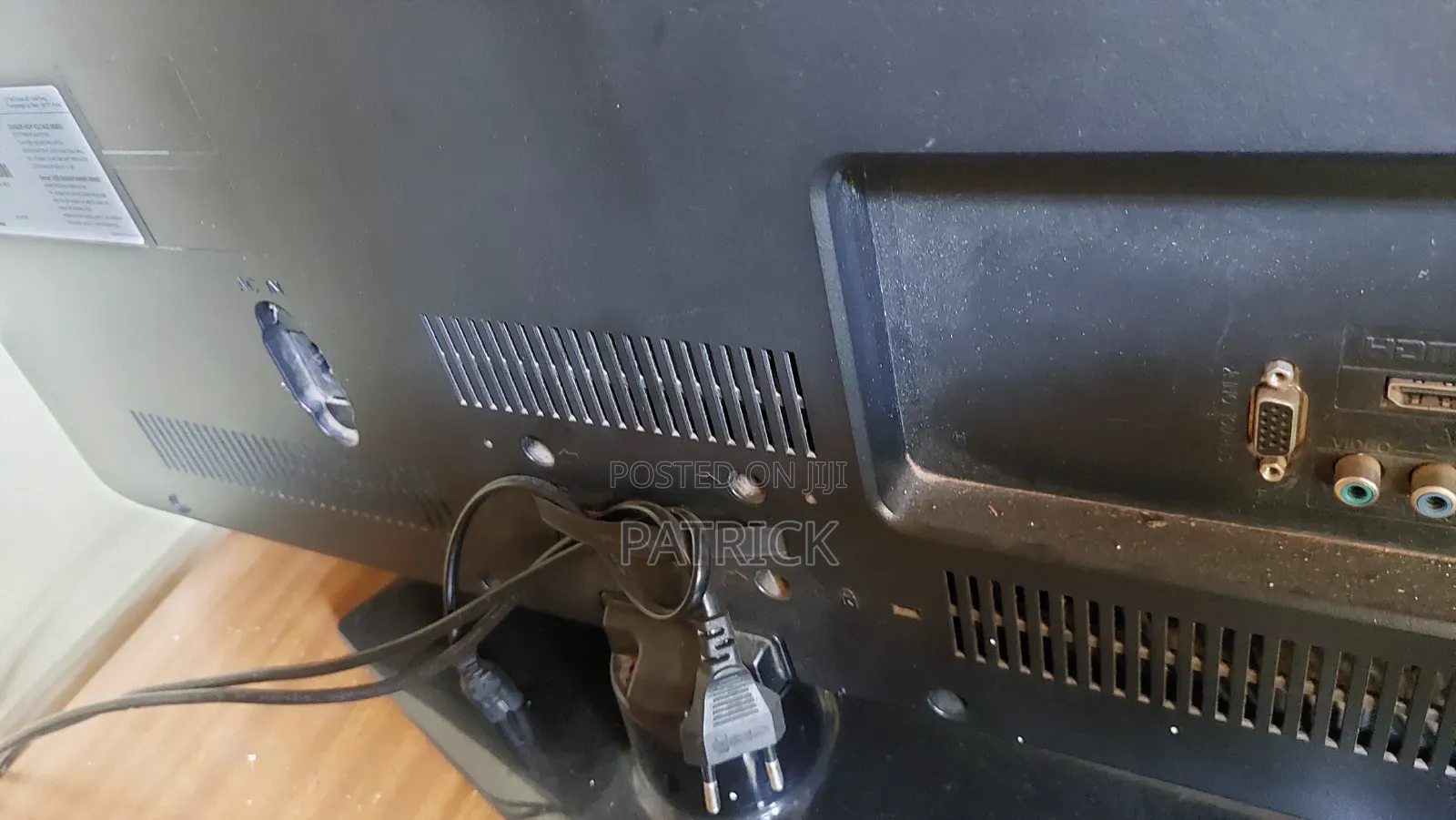 32-Inch Lg LCD Tv