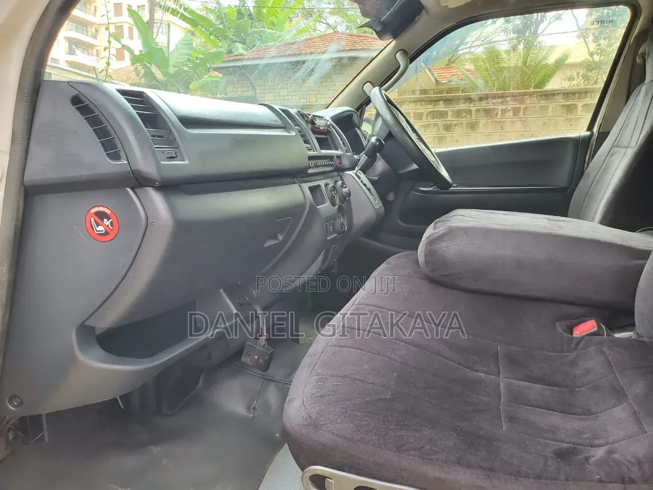 Toyota HiAce 2016 White