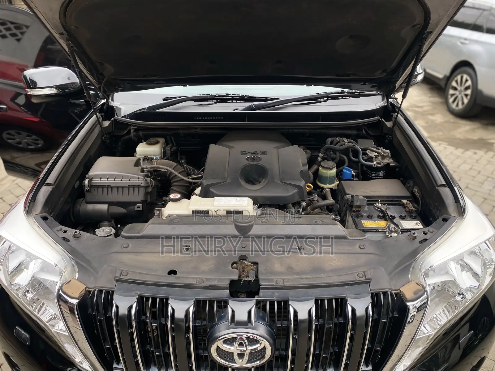 Toyota Land Cruiser Prado 2016 Black